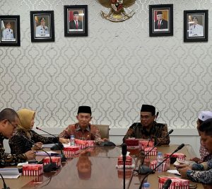 Bupati Kabupaten Tanah Bumbu, Zairulah Azhar saat memimpin Ekspose. Foto : Mc Tanbu