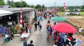 (Foto: Mc Tanbu)

Bazar Kuliner Happy Family yang dilaksanakan oleh Desa Rejosari.